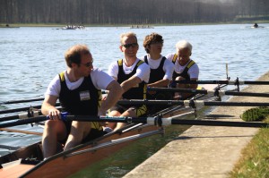 Le bateau SH4X avec dans l'ordre, Pierre, Chris, Tanguy (d'Orléans) et Daniel